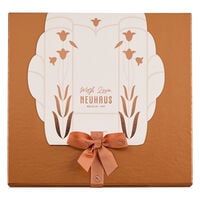 Specialty Collection Manon