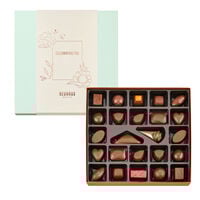 Celebration Flowers Gift Box Milk