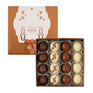 Specialty Collection Manon