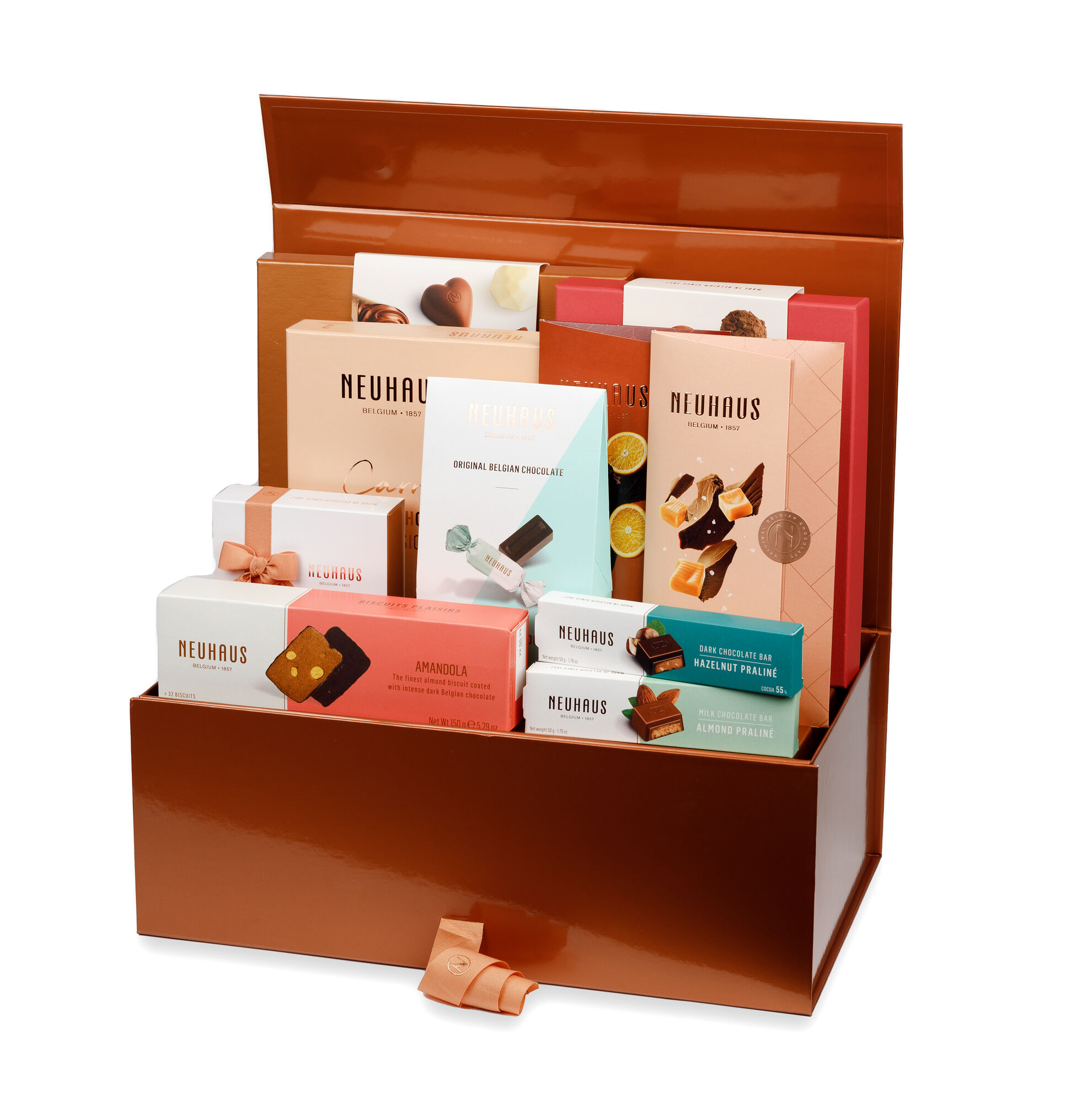 Medium Gift Basket image number 01