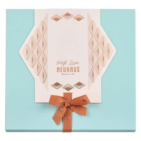 Coffret Neuhaus Collection Lait Small &ndash; F&ecirc;te des P&egrave;res image number 01