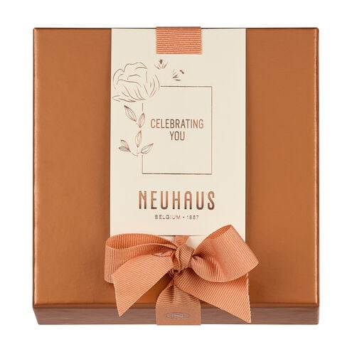 Mother's Day Gift Box Assorted image number 11