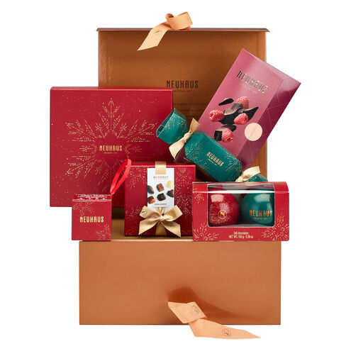 Christmas Basket Medium image number 01