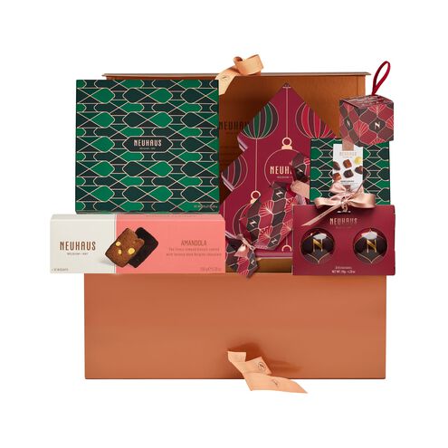 Christmas Basket Large image number 01