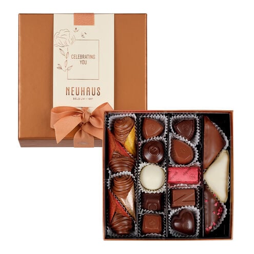 Mother's Day Gift Box Assorted image number 01