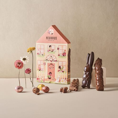 Easter House Box image number 11