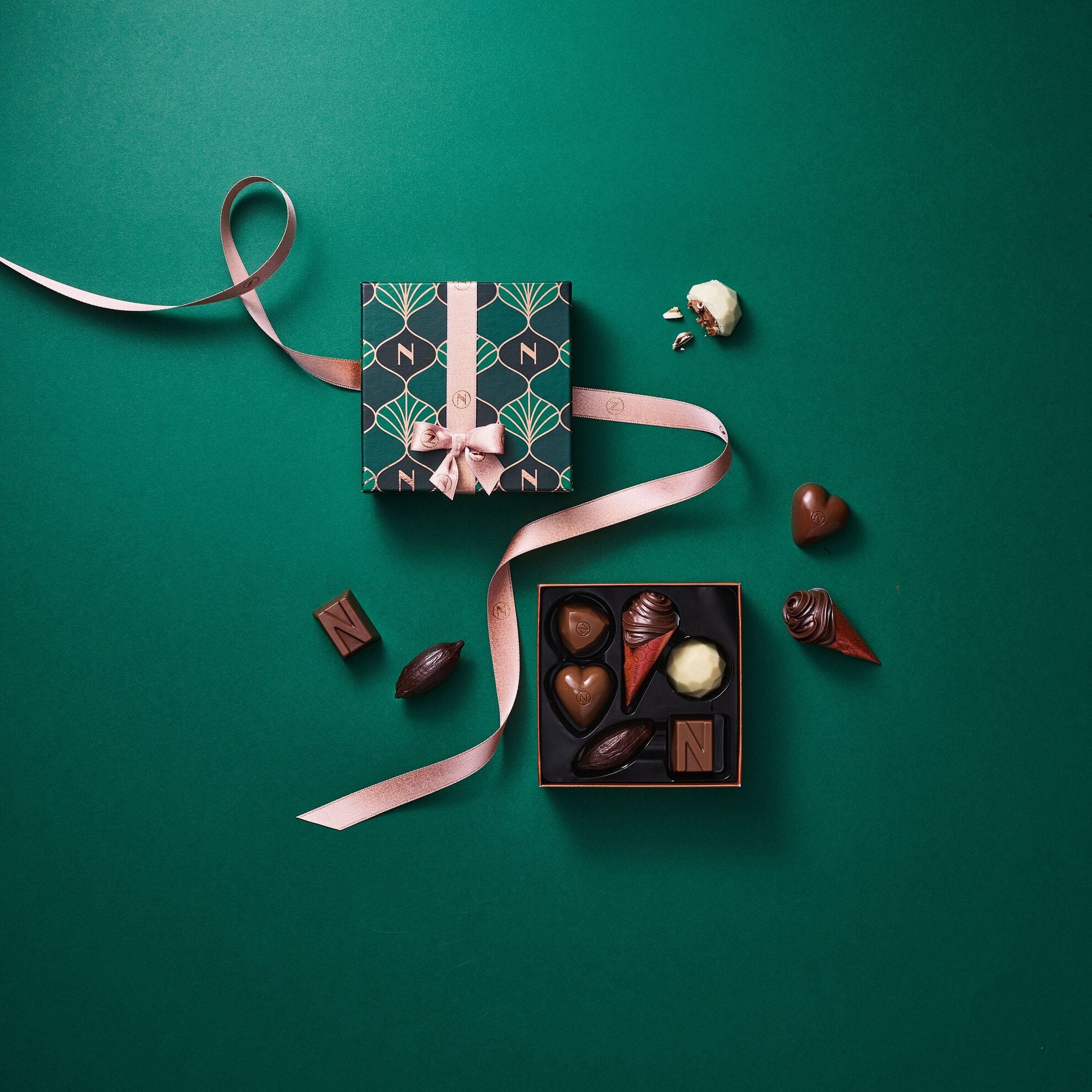 Discovery Christmas Box Small image number 21